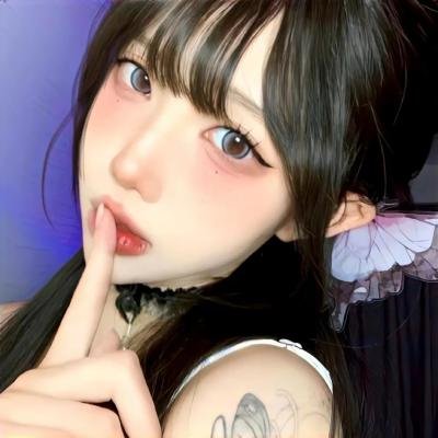 皇后娘娘驾到，通通闪开